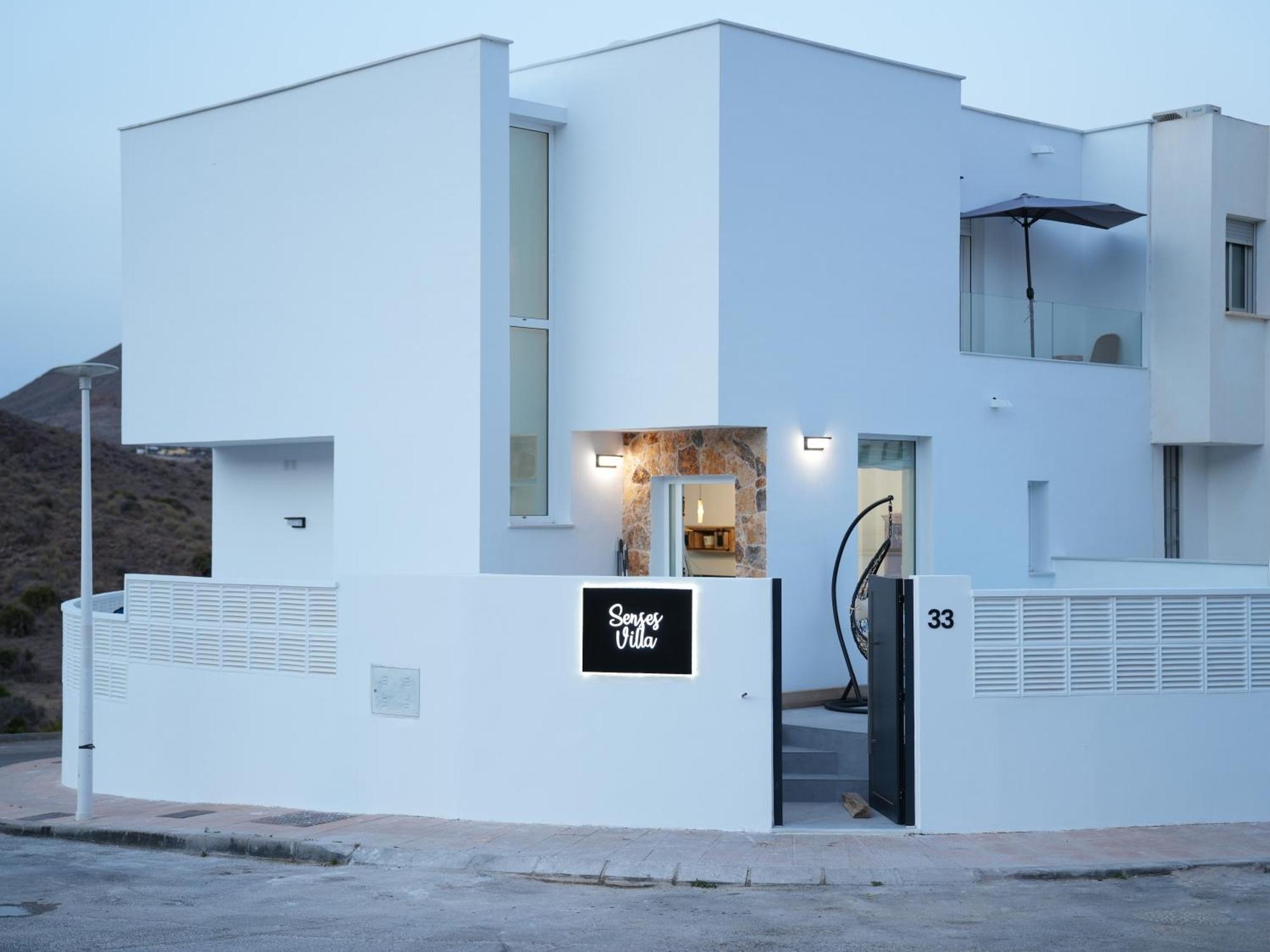Senses Villa Сан-Хосе Экстерьер фото